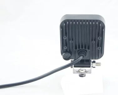 Lampa robocza LED 700lm 5 × 3 W L0068F – 12/24 V, kwadratowa, flood